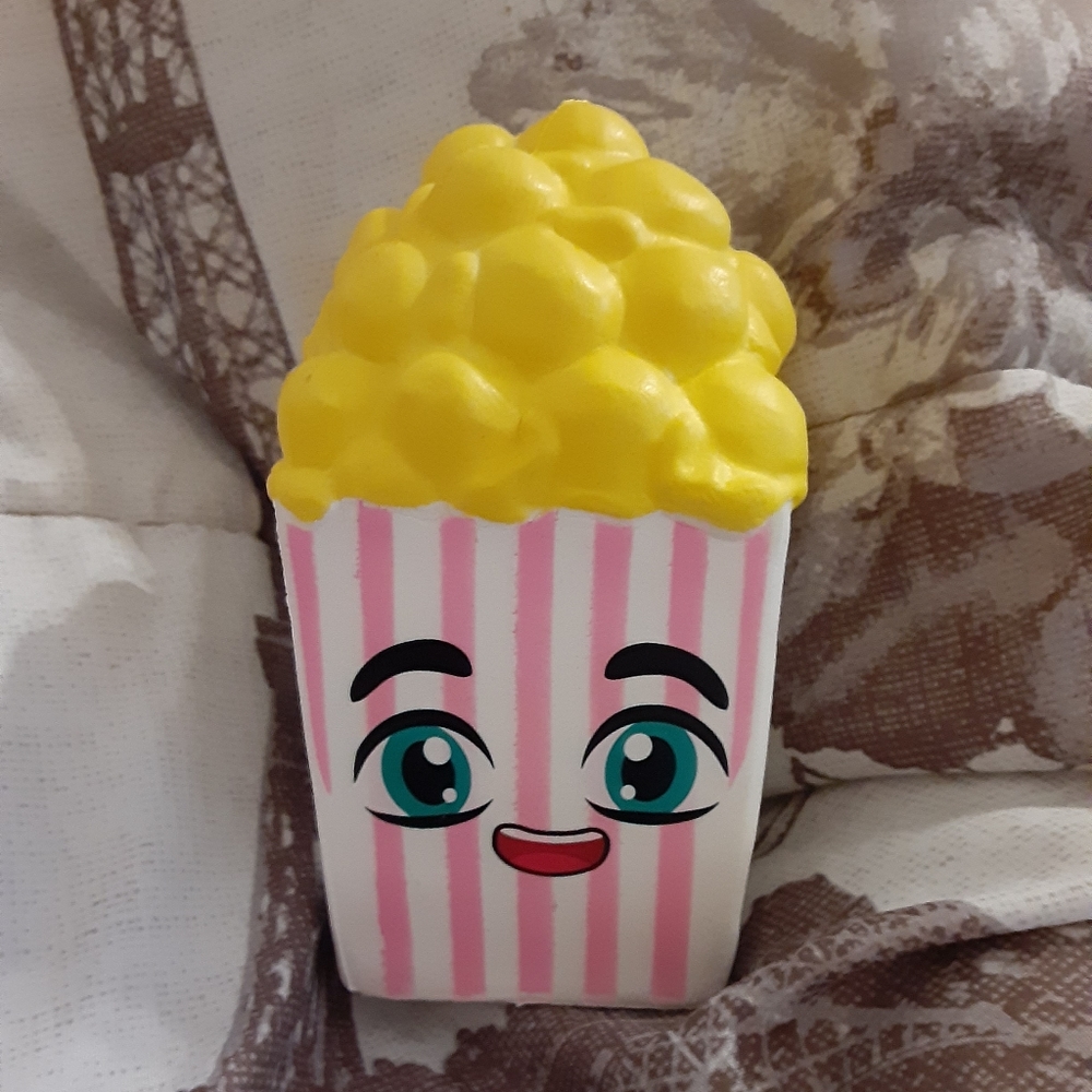 Soft n slow popcorn squishy